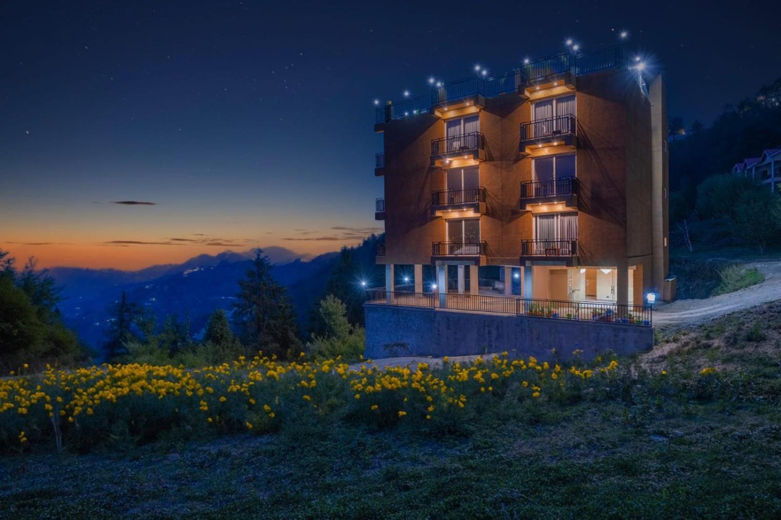 The Countryside Retreat I Vacations I Conference I Mice I Family Events I Open Air Terrace I Sky Bonfire I Kufri By Exotic Stays Shimla Eksteriør bilde